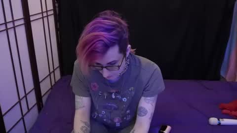 Tarrow online show from February 2025 02:28:02 AM