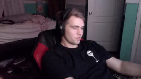 tarus333 online show from September 2025 09:25:02 AM