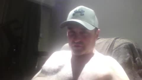 Snapshot of tarzeny77 chatting on May 2026 01:44:02 AM tarzeny77 online show from May 2026 01:44:02 AM