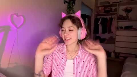 Snapshot of tashajovich chatting on February 2026 10:07:01 PM Darlin online show from February 2026 10:07:01 PM