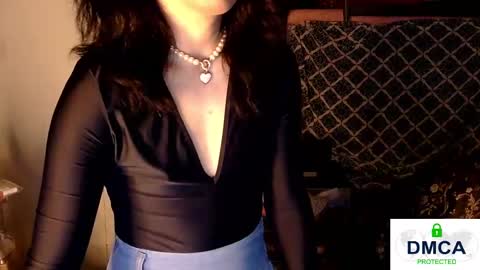 Snapshot of tashakai chatting on February 2025 11:48:02 PM TashaKai online show from February 2025 11:48:02 PM