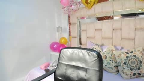 Tashi online show from July 2026 03:22:01 PM
