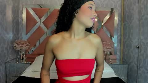 Snapshot of tasty_desires chatting on June 2026 10:19:02 AM TATIS online show from June 2026 10:19:02 AM