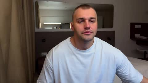 Snapshot of tasty_justin chatting on September 2025 05:06:01 PM My shows 2100500 UTC3 online show from September 2025 05:06:01 PM