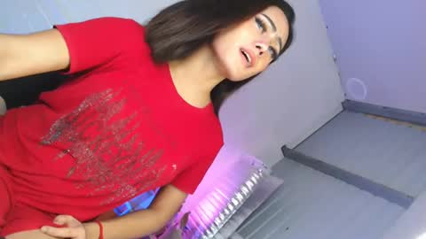 Snapshot of tasty_vannesa1928 chatting on February 2025 06:31:01 AM Vannesa online show from February 2025 06:31:01 AM
