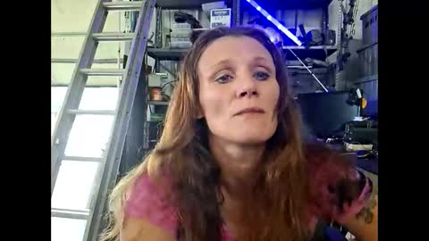 tastypeach6989 online show from April 2026 07:01:01 PM