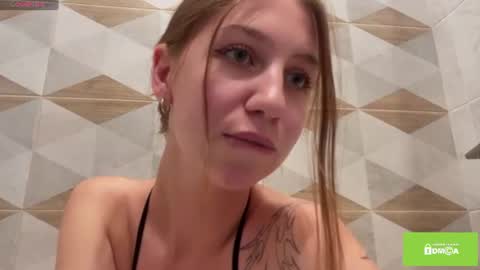 Snapshot of tastyvinni chatting on July 2026 03:40:01 PM Veni online show from July 2026 03:40:01 PM