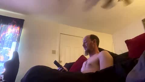 Snapshot of tat2dguy42 chatting on February 2025 09:58:02 PM Tatdguy42 online show from February 2025 09:58:02 PM