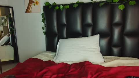 Snapshot of tatiana_mendoza chatting on March 2025 04:50:02 PM tatiana_mendoza online show from March 2025 04:50:02 PM