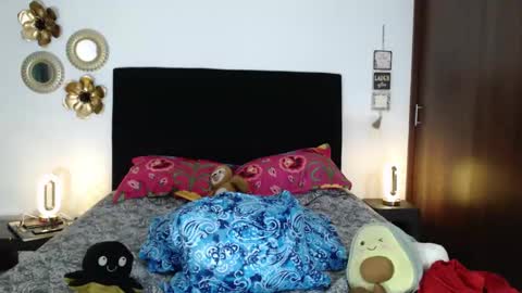 Snapshot of tatiana_monteros chatting on October 2025 11:38:02 PM tatiana_monteros online show from October 2025 11:38:02 PM