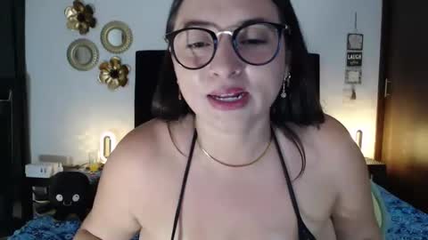 Snapshot of tatiana_monteros chatting on November 2025 03:38:02 AM tatiana_monteros online show from November 2025 03:38:02 AM