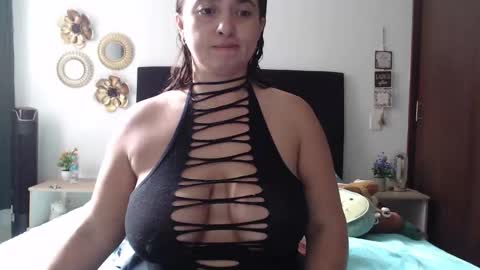 Snapshot of tatiana_monteros chatting on November 2025 03:16:01 PM tatiana_monteros online show from November 2025 03:16:01 PM