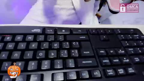 i am tatiana  online show from October 2025 12:31:01 PM