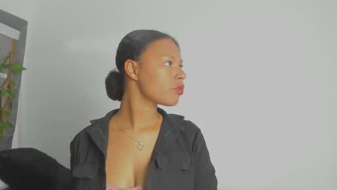 Snapshot of tatianasquirthot chatting on March 2026 07:38:01 PM tatianasquirthot online show from March 2026 07:38:01 PM