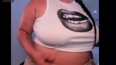 Snapshot of tatikanyx chatting on June 2026 02:34:02 AM tatikanyx online show from June 2026 02:34:02 AM