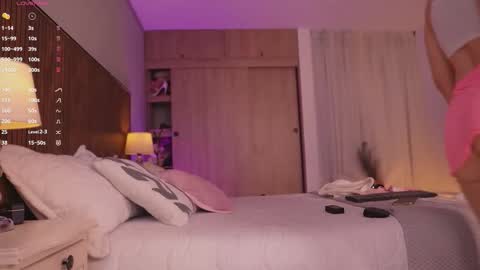 Snapshot of tatikiss_ chatting on February 2026 11:32:01 AM Tatiana independent girl online show from February 2026 11:32:01 AM