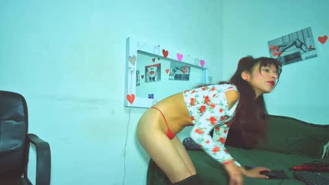 Snapshot of tatis_blux chatting on January 2025 02:55:01 PM Tatiana  online show from January 2025 02:55:01 PM