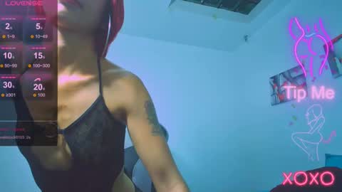 Snapshot of tatis_blux chatting on February 2025 06:48:02 PM Tatiana  online show from February 2025 06:48:02 PM