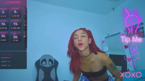 Snapshot of tatis_blux chatting on February 2025 07:41:01 PM Tatiana  online show from February 2025 07:41:01 PM