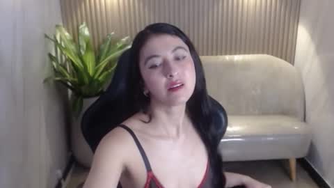 Snapshot of tatiscelis_tf chatting on November 2025 12:51:01 PM TATIS online show from November 2025 12:51:01 PM