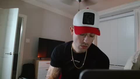 tattedlatino1 online show from December 2024 01:56:01 AM