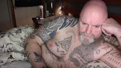 Tattooeddilf 01 online show from January 2025 01:08:01 AM