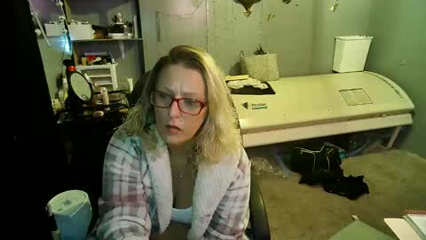 Lisa Lovely online show from February 2025 10:26:01 AM