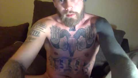 Snapshot of tattoohunkno chatting on November 2025 12:05:01 AM tattoohunkno online show from November 2025 12:05:01 AM