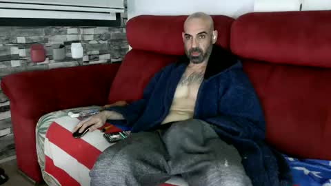 Snapshot of tatuadorhotxxx chatting on December 2025 11:31:01 PM Tatuado20cm online show from December 2025 11:31:01 PM