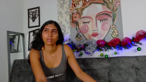 Snapshot of taty_miller chatting on December 2025 06:34:01 PM Taty Miller online show from December 2025 06:34:01 PM