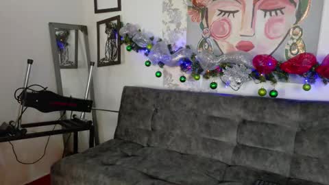 Snapshot of taty_miller chatting on December 2025 08:26:02 PM Taty Miller online show from December 2025 08:26:02 PM