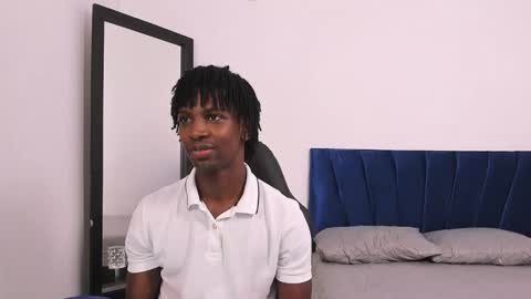 tau_montes online show from September 2025 02:41:01 PM