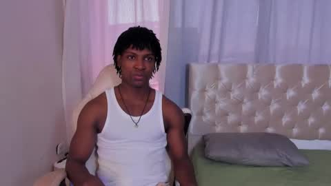 tau_montes online show from December 2025 03:32:02 PM