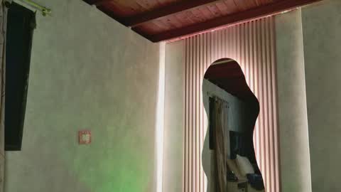 taurito___ online show from December 2025 11:45:01 PM