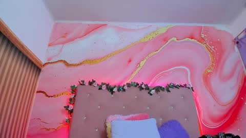 Sarah  online show from March 2025 10:10:02 PM