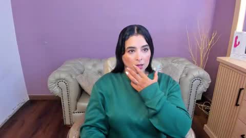 Taylor Bennet online show from November 2025 11:34:02 AM