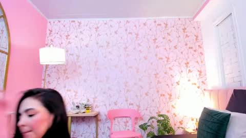 Taylor Bennet online show from April 2026 11:33:01 AM