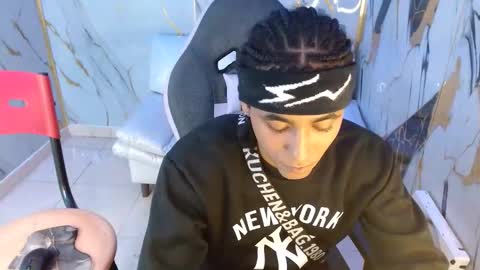 Snapshot of taylor_bigdick18 chatting on February 2026 12:22:02 AM Taylor online show from February 2026 12:22:02 AM