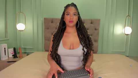 Taylor  online show from February 2025 04:31:01 AM