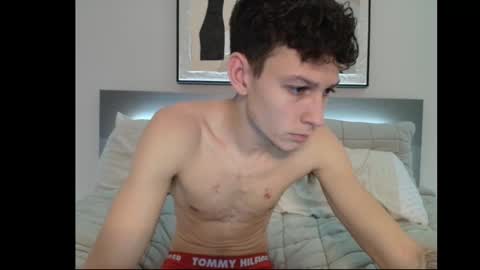 taylorcamz online show from September 2025 08:32:02 PM