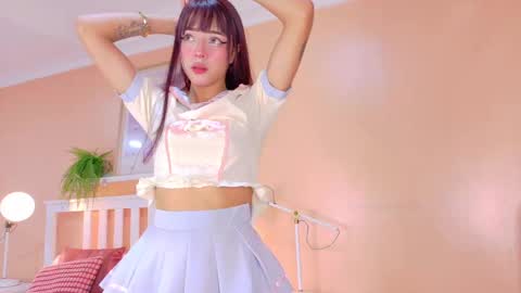 TAYLOR  online show from October 2025 11:43:02 AM