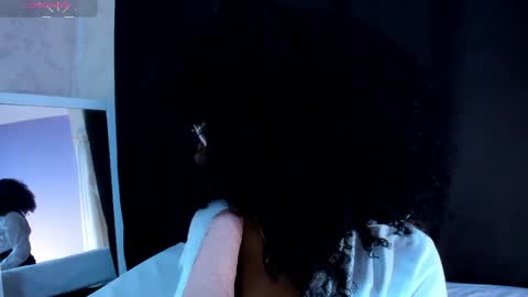 Tayra online show from April 2026 08:31:01 PM