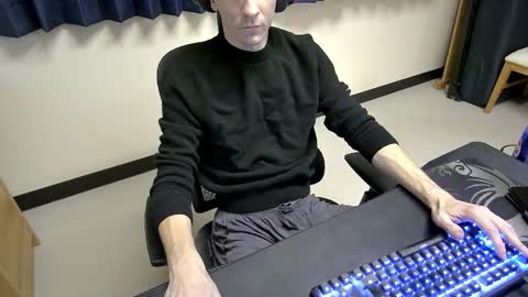 Snapshot of tbone_93 chatting on February 2026 04:11:02 PM Tbone online show from February 2026 04:11:02 PM