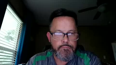 tdhawk87 online show from April 2026 07:17:02 PM