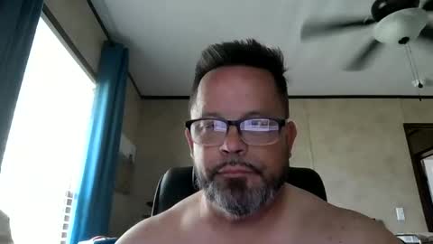 Snapshot of tdhawk87 chatting on May 2026 07:33:01 PM tdhawk87 online show from May 2026 07:33:01 PM