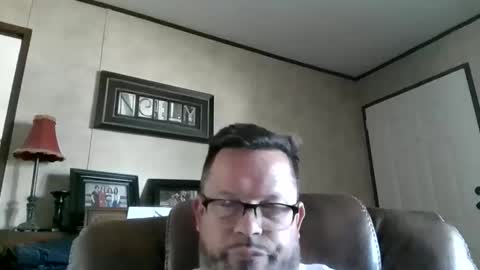 Snapshot of tdhawk87 chatting on May 2026 10:04:02 PM tdhawk87 online show from May 2026 10:04:02 PM