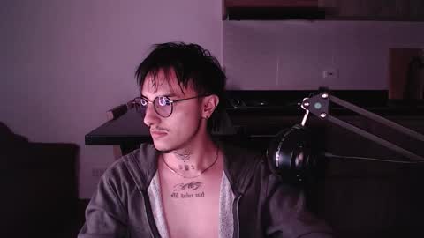 Snapshot of te0__0 chatting on January 2026 03:32:01 AM Teo independent model online show from January 2026 03:32:01 AM