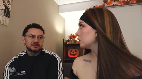 Snapshot of te_para_dos chatting on October 2025 01:54:02 PM Leo and Luna online show from October 2025 01:54:02 PM