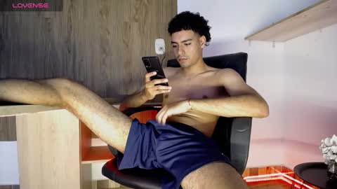 Snapshot of teamporn_18 chatting on December 2024 06:53:01 PM Danger online show from December 2024 06:53:01 PM