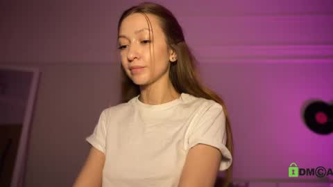 call me Eva     online show from May 2026 07:20:02 PM